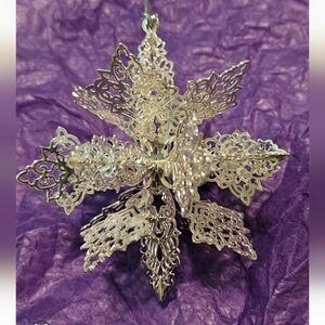 SNOWFLAKE Silver-tone Living Quarters